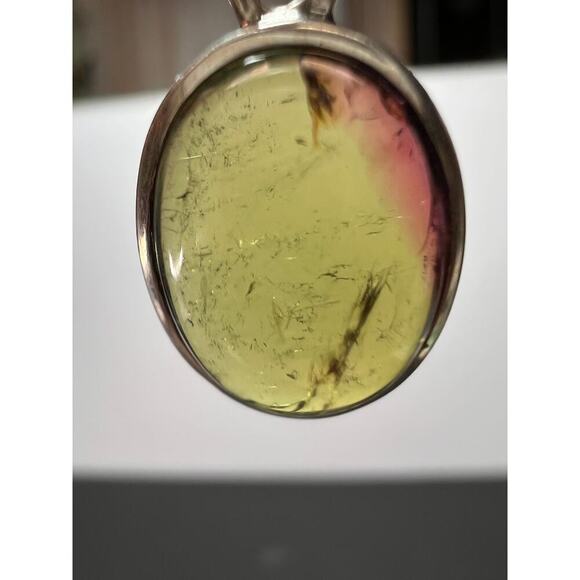 NEW Green with pink tourmaline sterling silver pendant 2.34 grams - Picture 11 of 12